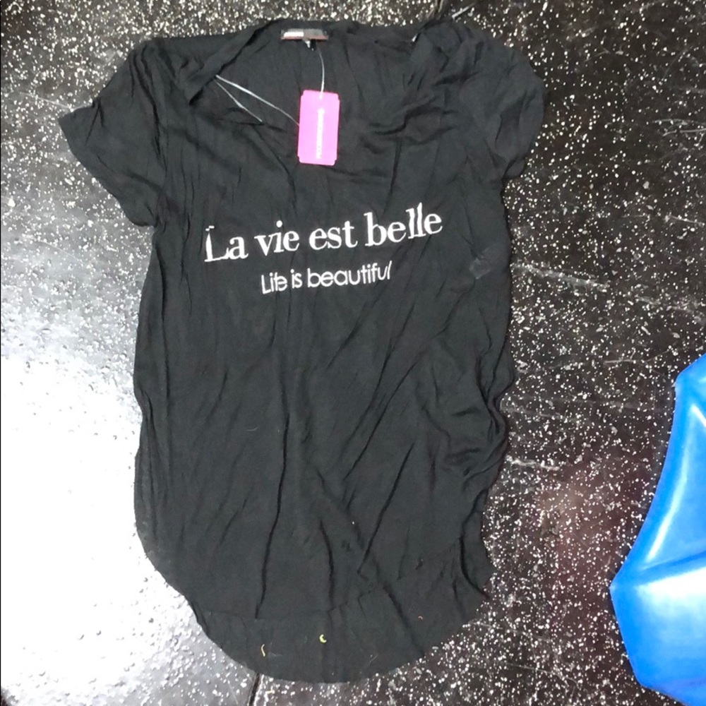 Women’s short sleeve shirt